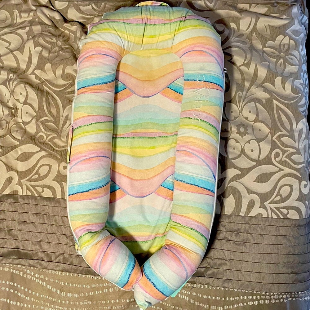 Dock-a-tot baby lounger